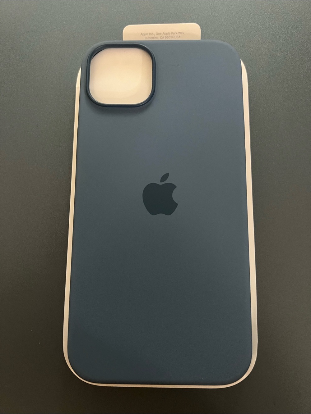 Apple iPhone 15 Plus Silicone Case - Blue with MagSafe
